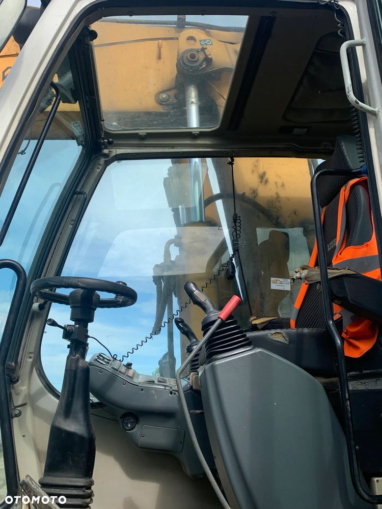 Liebherr - 6