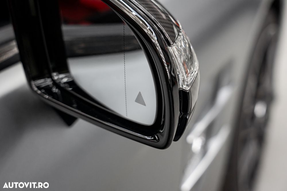 Mercedes-Benz SL ver-63-amg-amg-speedshift-mct-7--gang-sportgetriebe-amg-performance-package - 24