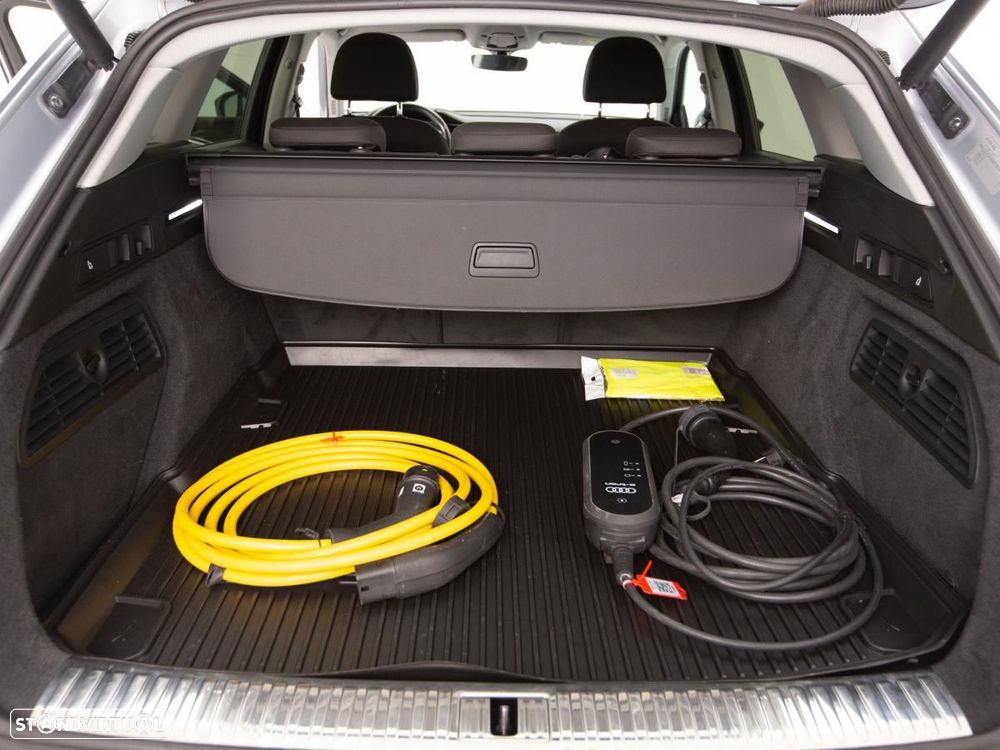 Audi e-tron - 11