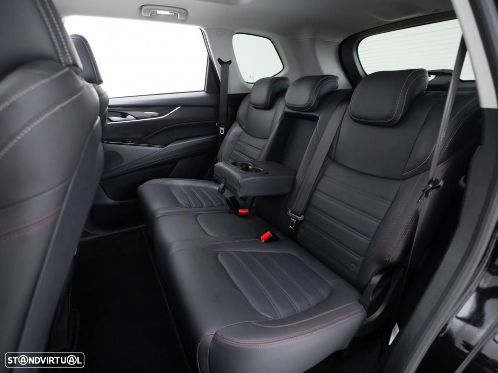 Maxus Euniq 6 - 12