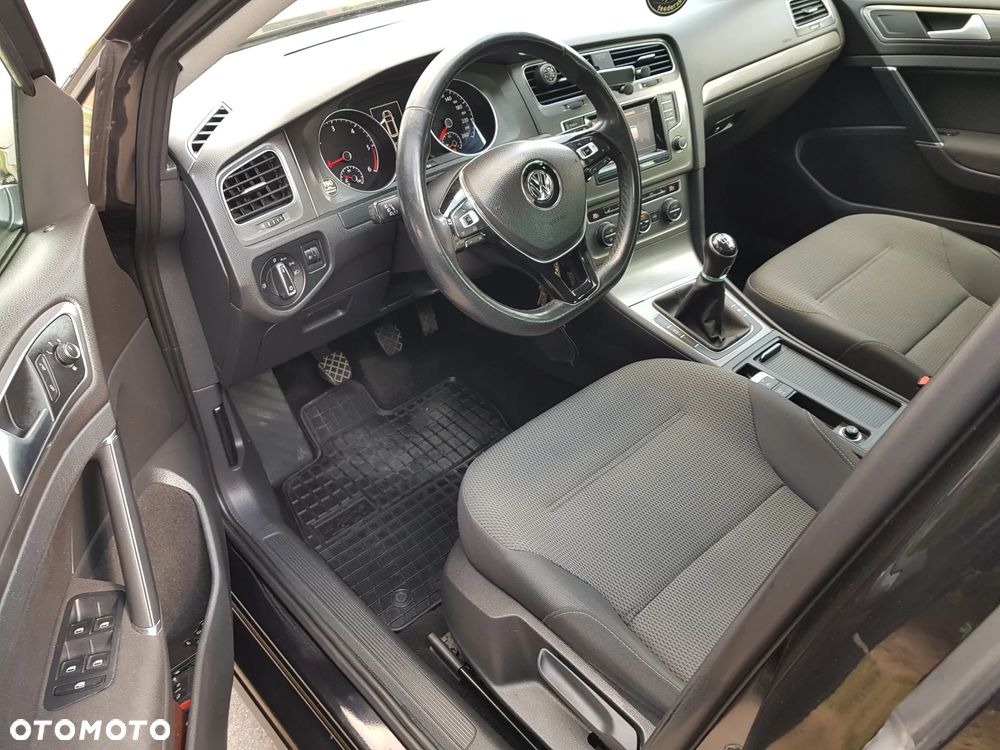 Volkswagen Golf 1.6 TDI BlueMotion Technology Comfortline - 18