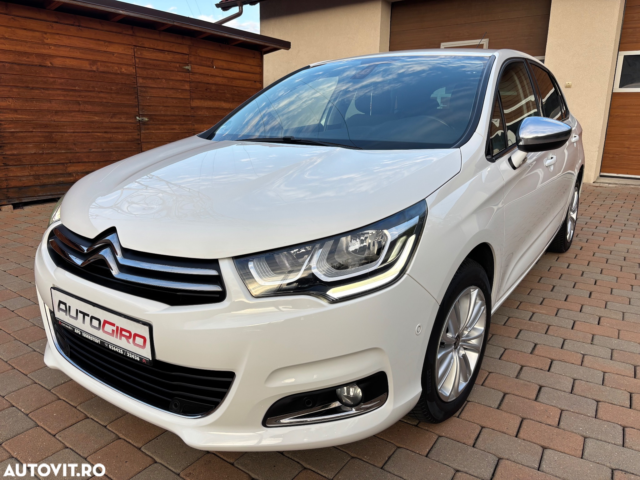 Citroën C4 PureTech 110 Selection - 2