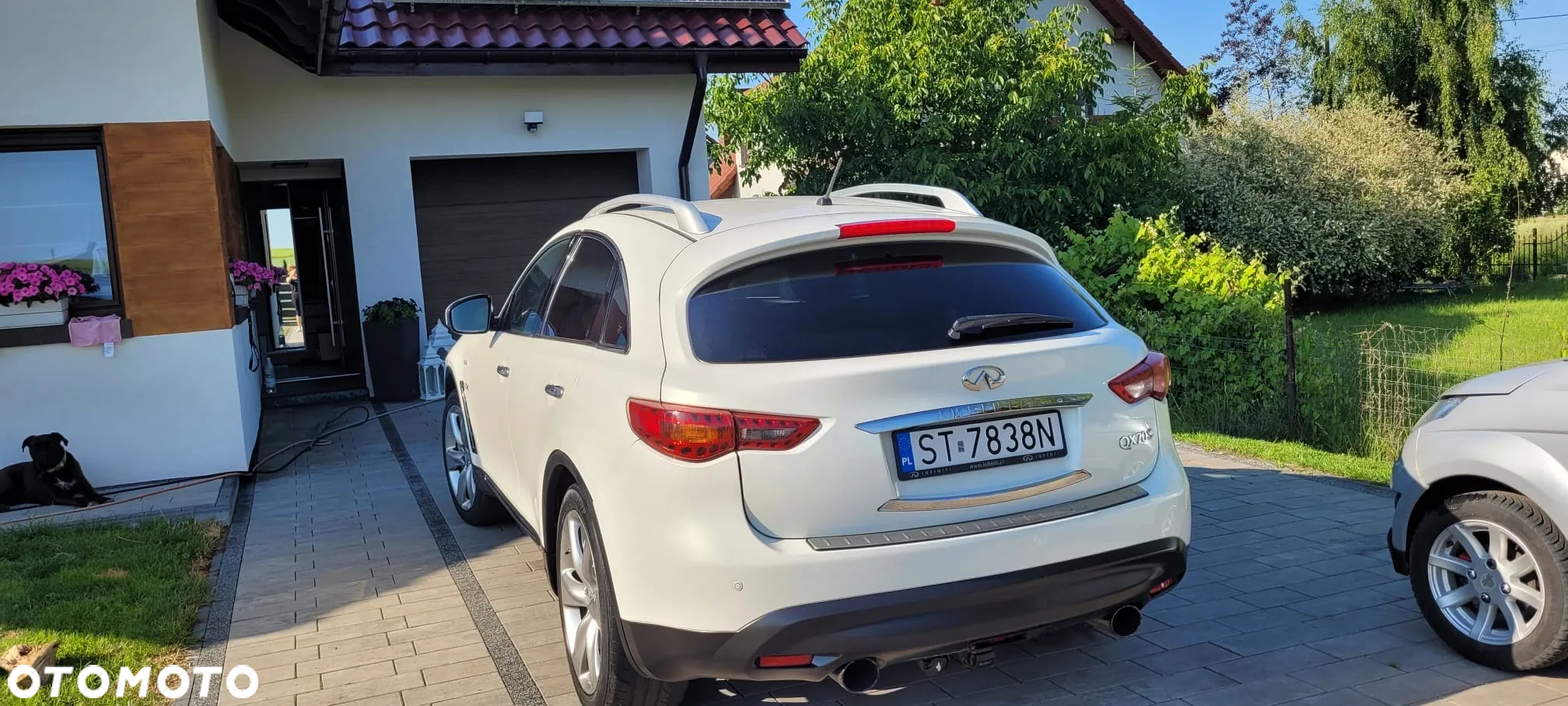 Infiniti QX70 3.0d S - 6