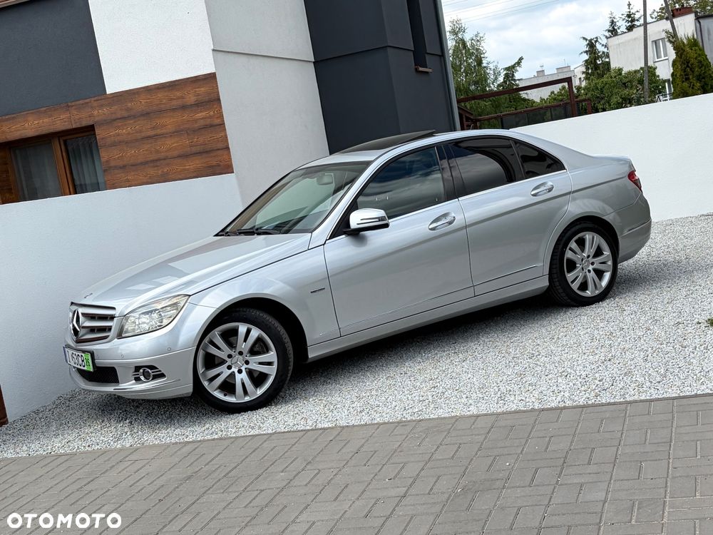 Mercedes-Benz Klasa C 180 (BlueEFFICIENCY) Avantgarde - 8