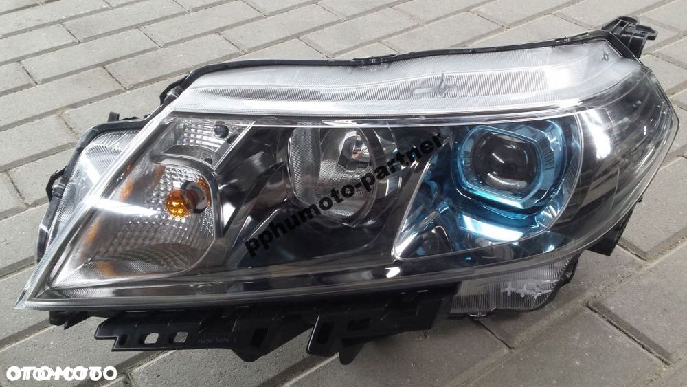 Reflektor lewy Lampa lewa LED Suzuki Vitara 2015 - 1