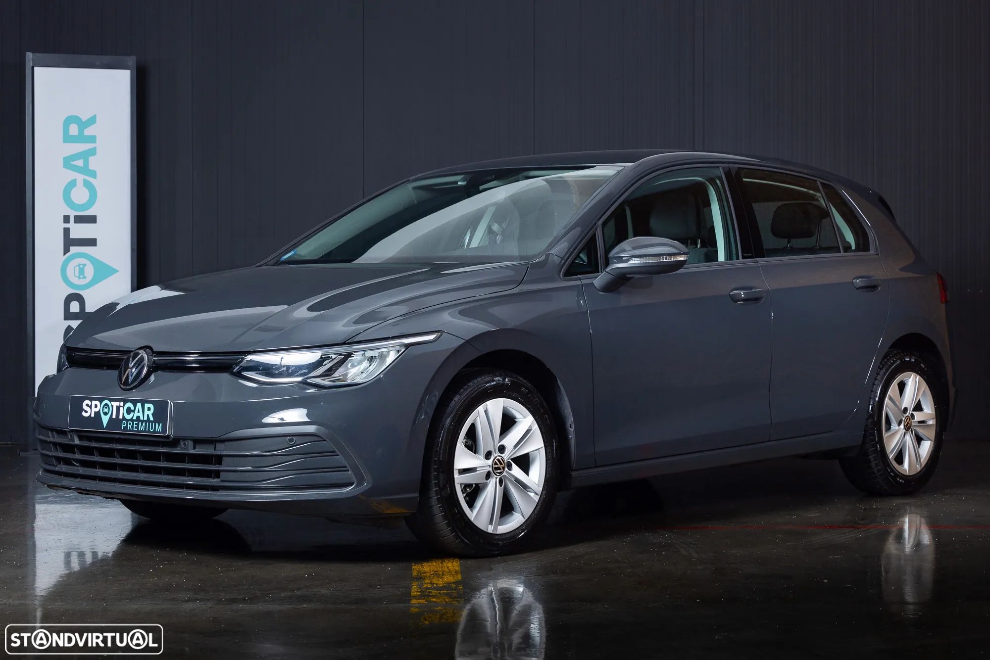 VW Golf 2.0 TDI Conceptline - 1