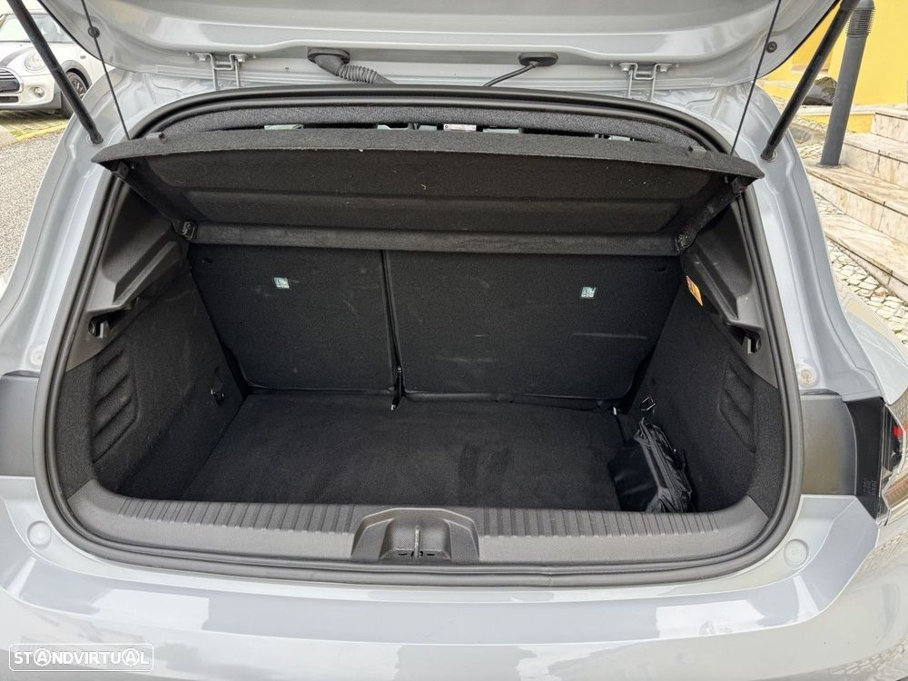 Renault Clio 1.0 TCe Techno Bi-Fuel - 24