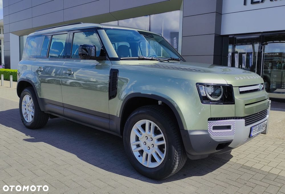 Land Rover Defender - 9