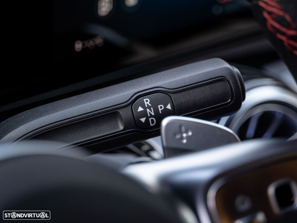 Mercedes-Benz GLA 250 e AMG Line - 14