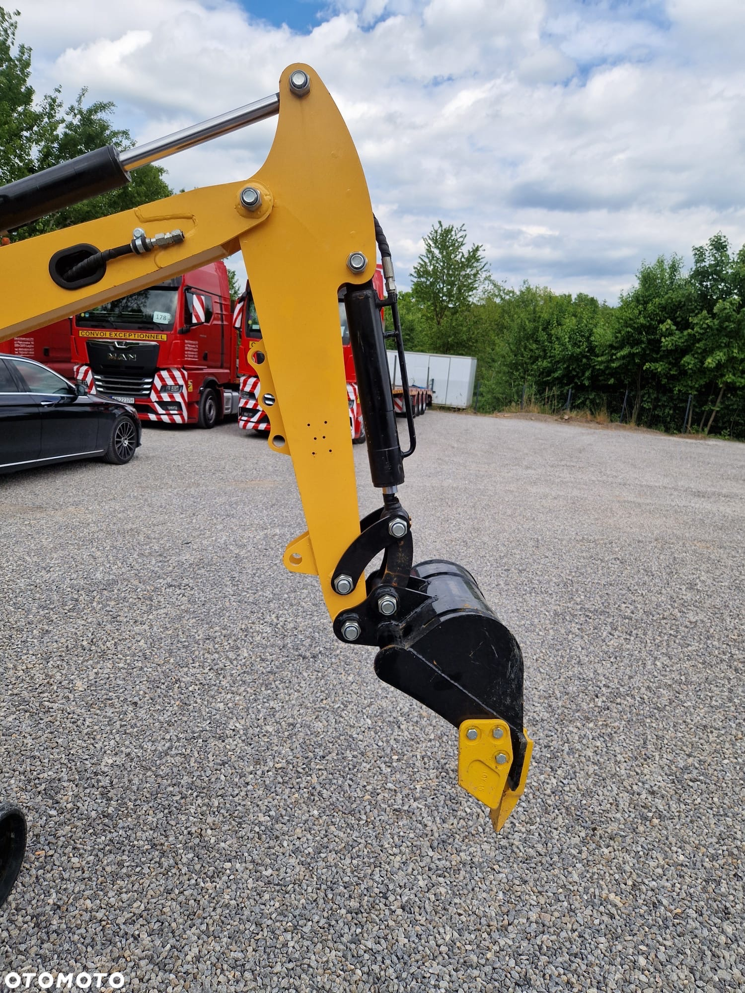Inny JPC KV-12 - 15