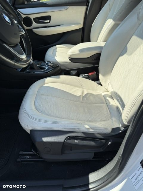 BMW Seria 2 218d GT - 12