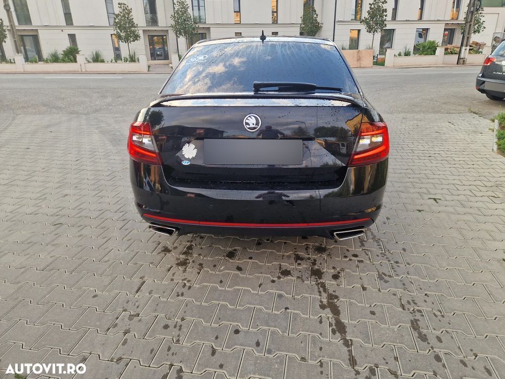 Skoda Octavia 2.0 TDI RS DSG - 6