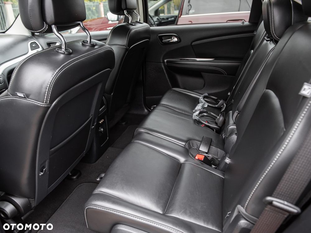 Fiat Freemont 2.0 Multijet 16V DPF Automatik Allrad Black Code - 26