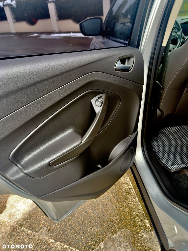 Ford Kuga 2.0 TDCi AWD Titanium - 17