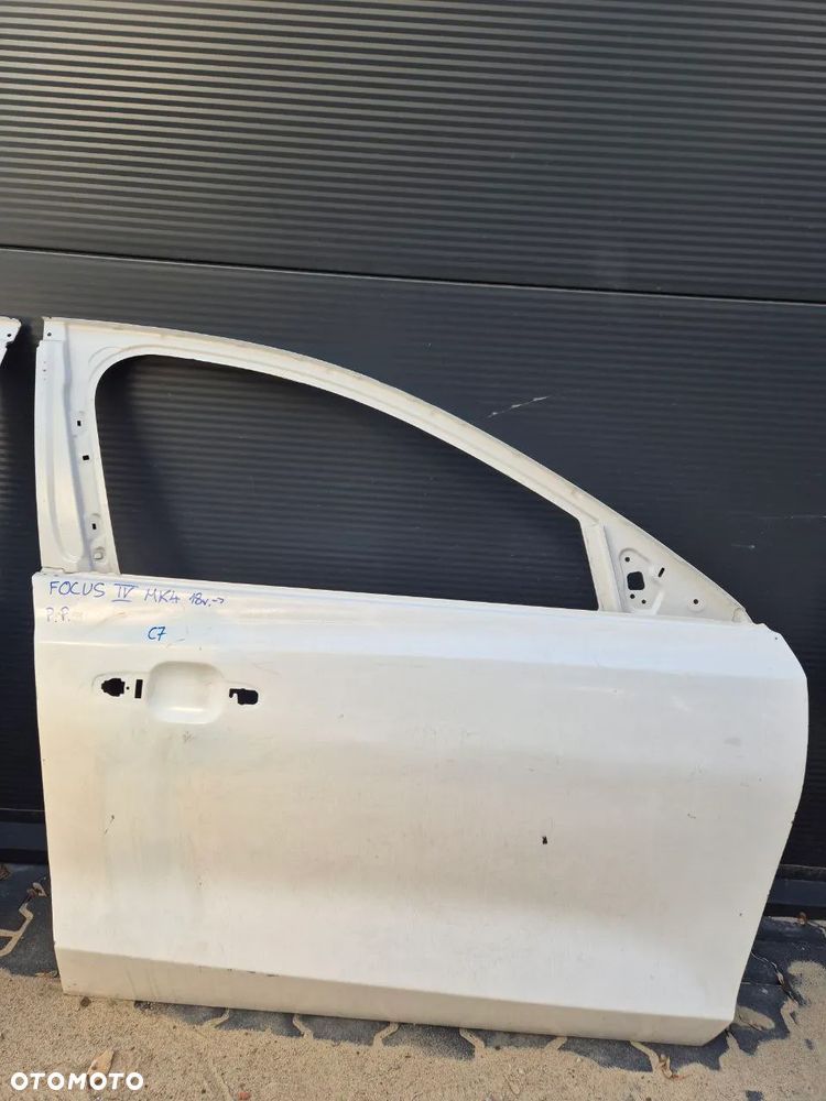 DRZWI FORD FOCUS IV MK4 - 5