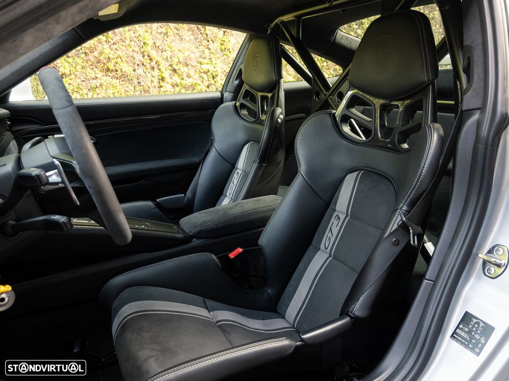 Porsche 911 (991) GT3 PDK - 26