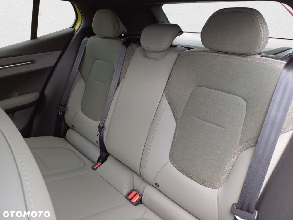 Volvo EX30 - 17