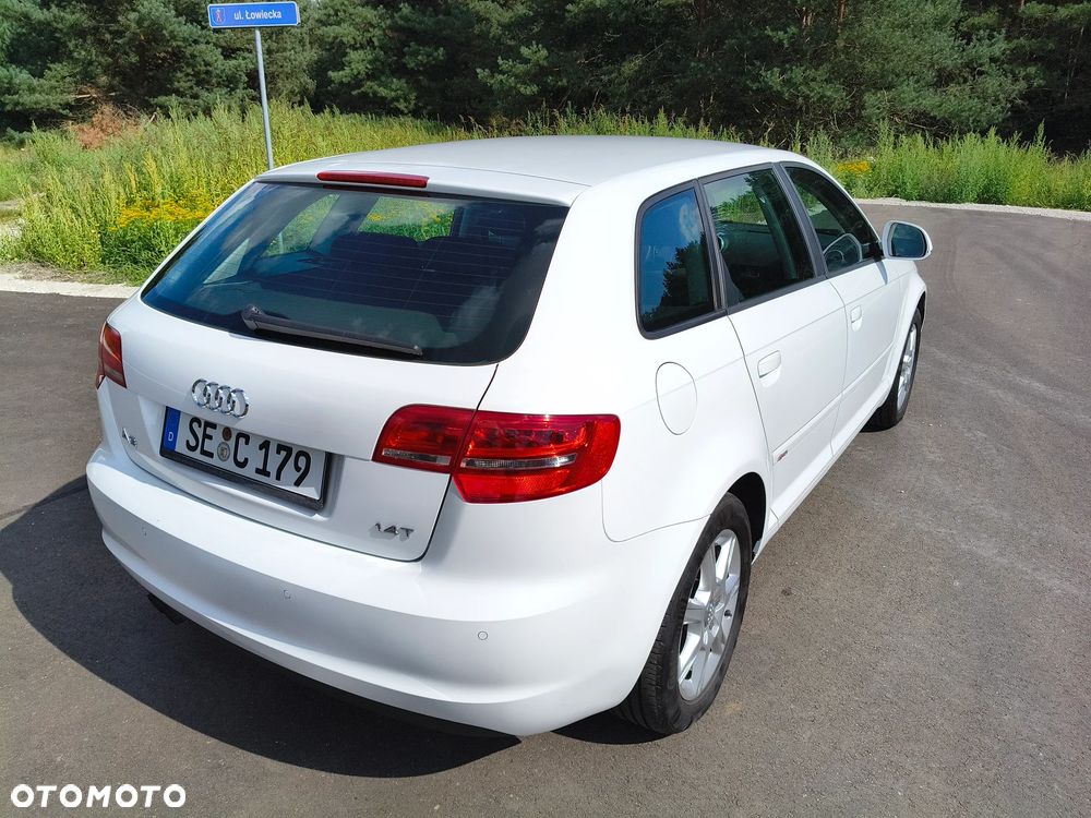 Audi A3 Sportback 1.4 TFSI S Line Sportpaket plus - 16