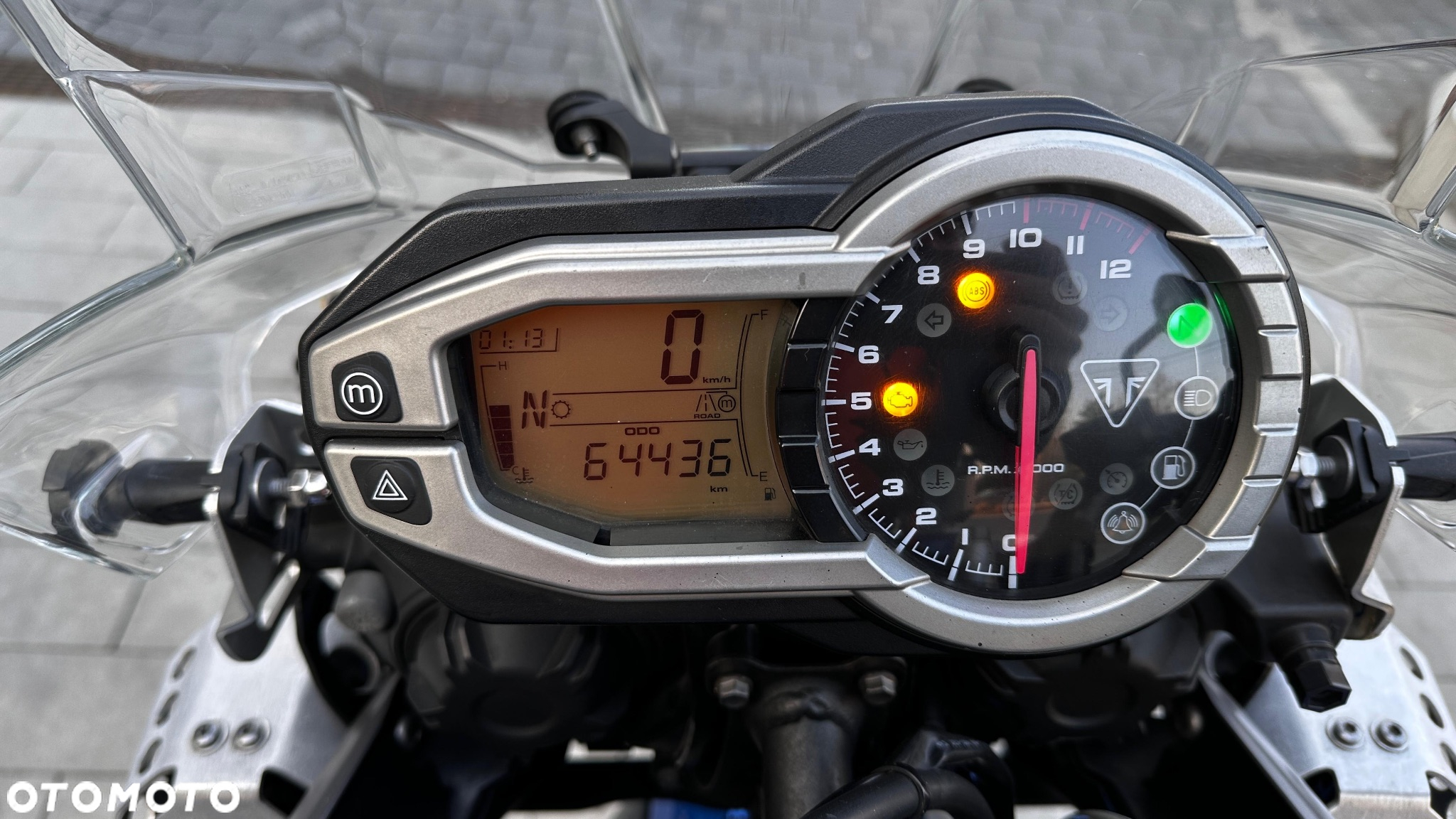 Triumph Tiger - 16