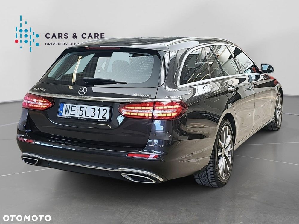 Mercedes-Benz Klasa E 220 d 4-Matic - 22