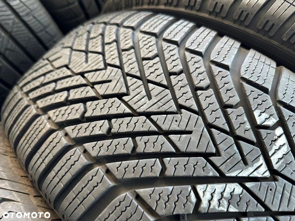 235/60r18 Pirelli Scorpi Winter 2_7,3mm_2szt_(283) - 4
