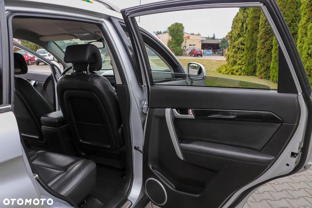 Chevrolet Captiva 2.2 D LS+ - 21