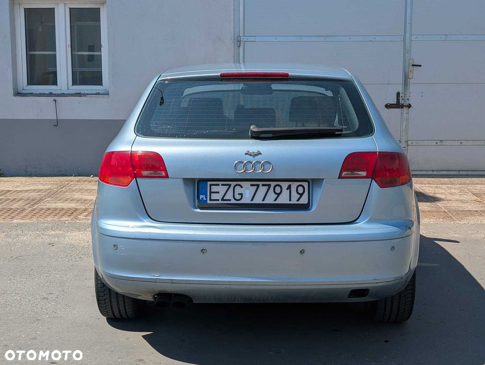 Audi A3 Sportback - 4