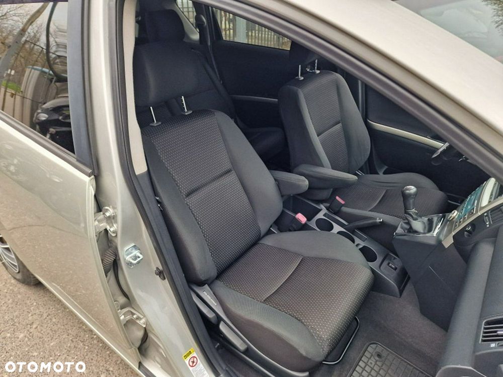 Toyota Corolla Verso - 26