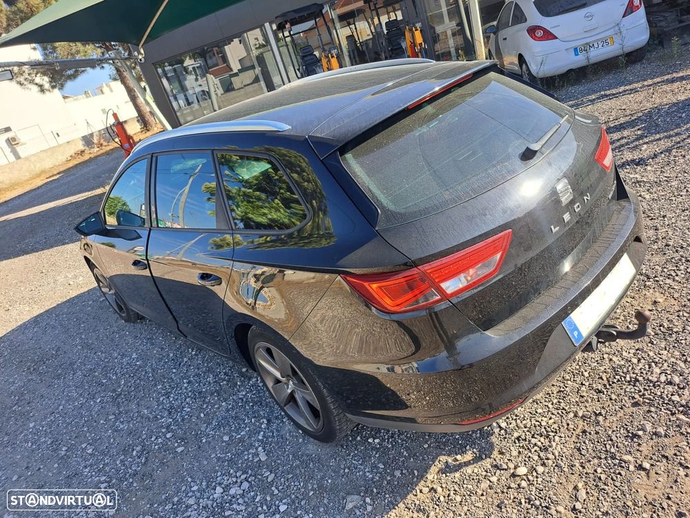 SEAT Leon 1.6 TDI S&S FR - 2