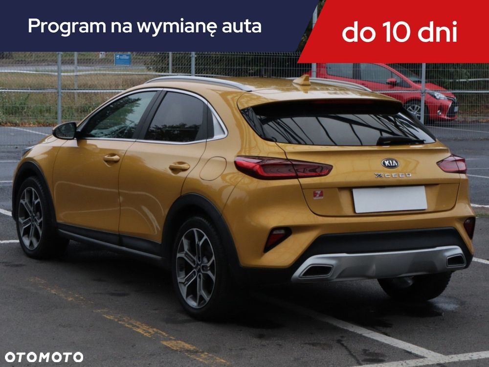 Kia XCeed - 6