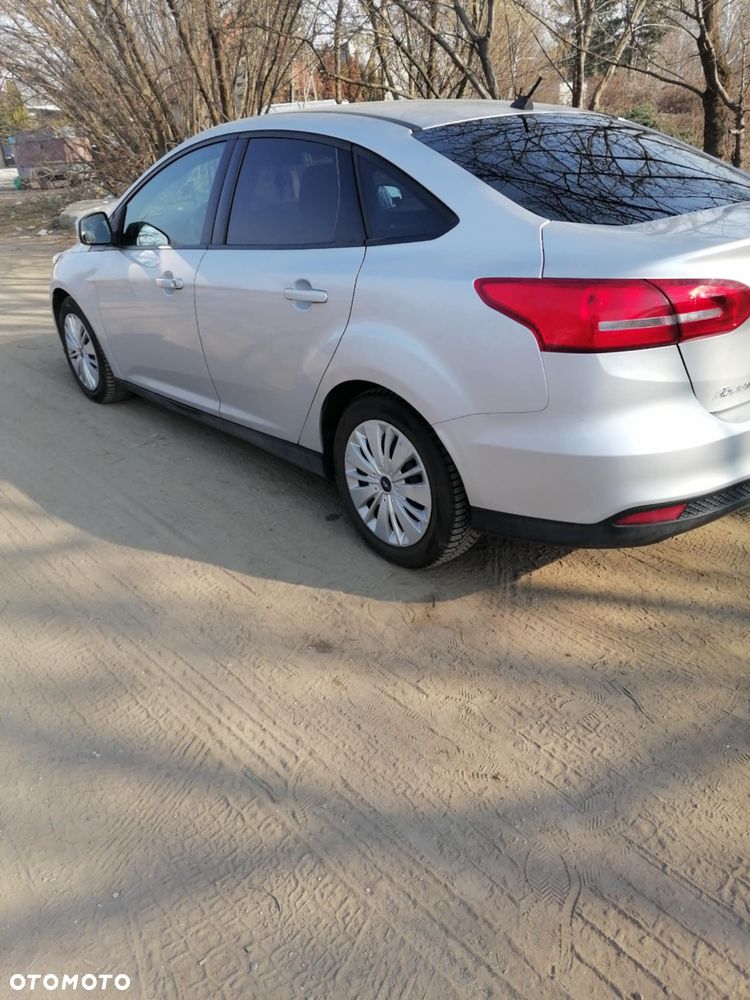 Ford Focus 1.6 Trend - 1