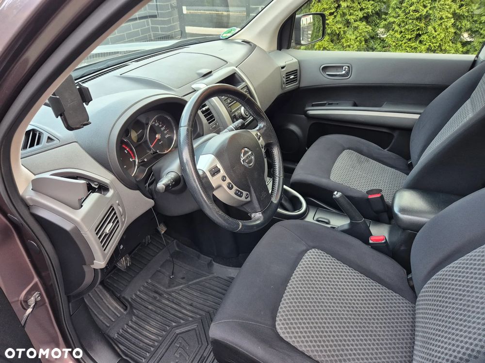 Nissan X-Trail 2.0 dCi 4x4 DPF LE - 12