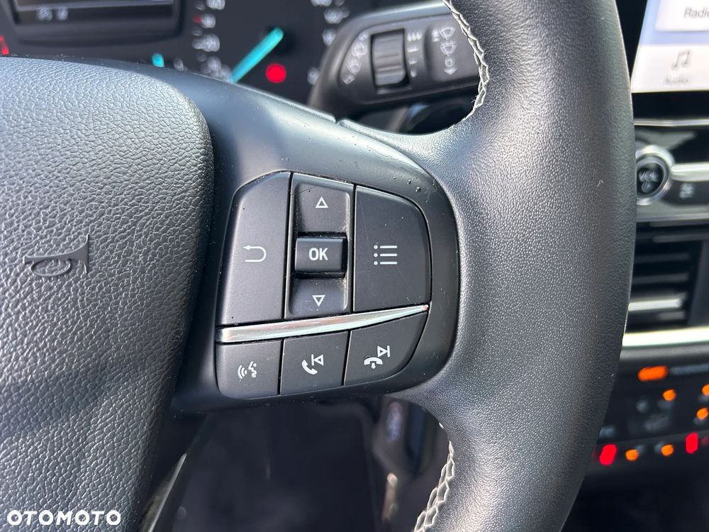 Ford Fiesta 1.1 S&S COOL&CONNECT - 29