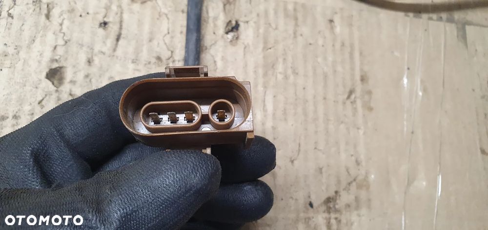 Sonda lambda czujnik VW Passat B5 2.3 V5 0258005160 - 3