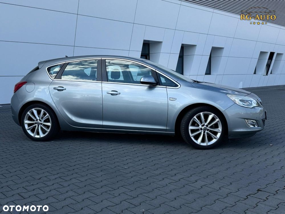 Opel Astra - 8