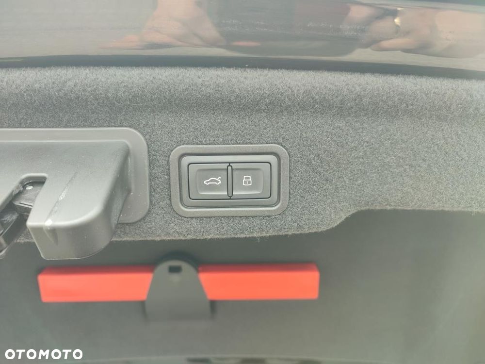 Audi A8 3.0 TDI DPF quattro tiptronic - 28