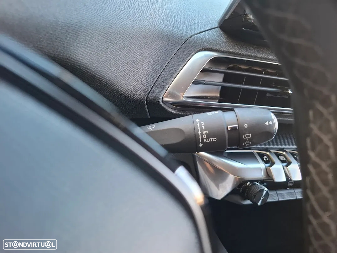 Peugeot 3008 PureTech 130 Stop & Start GPF Allure - 20