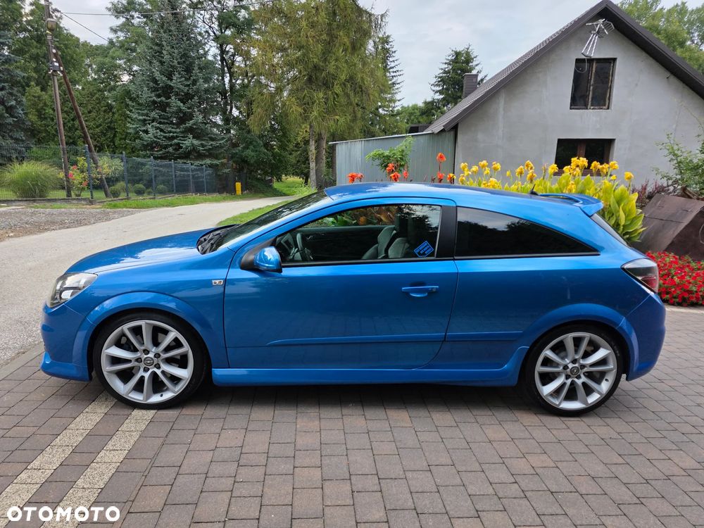 Opel Astra OPC - 8