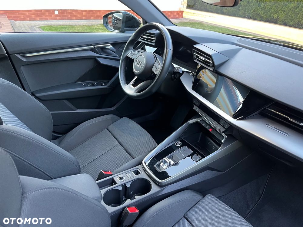 Audi A3 Limousine 35 TFSI Sport S tronic - 31
