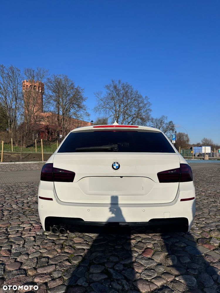 BMW Seria 5 530d xDrive - 8