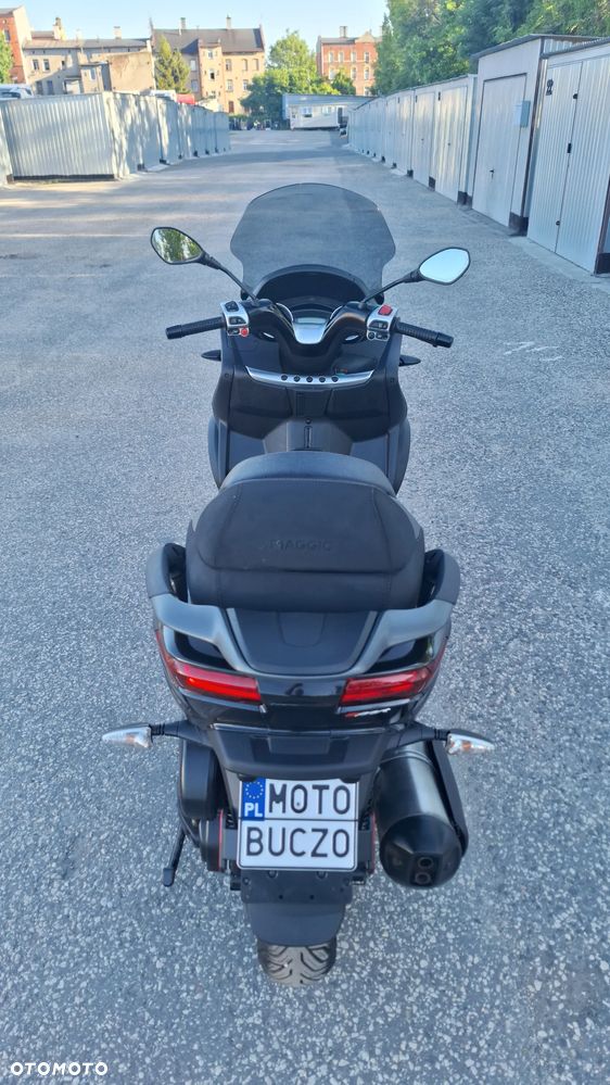 Piaggio MP-3 - 11