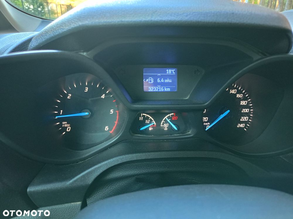 Ford Transit Connect II - 26