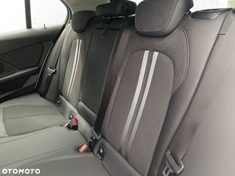 BMW Seria 1 - 22
