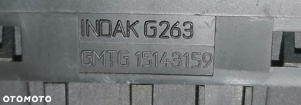 HUMMER H2 02-09 PRZEŁĄCZNIK WYCIERACZKI 15143159 - 2