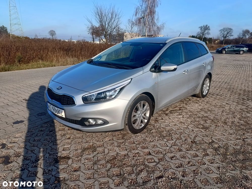 Kia Ceed - 4