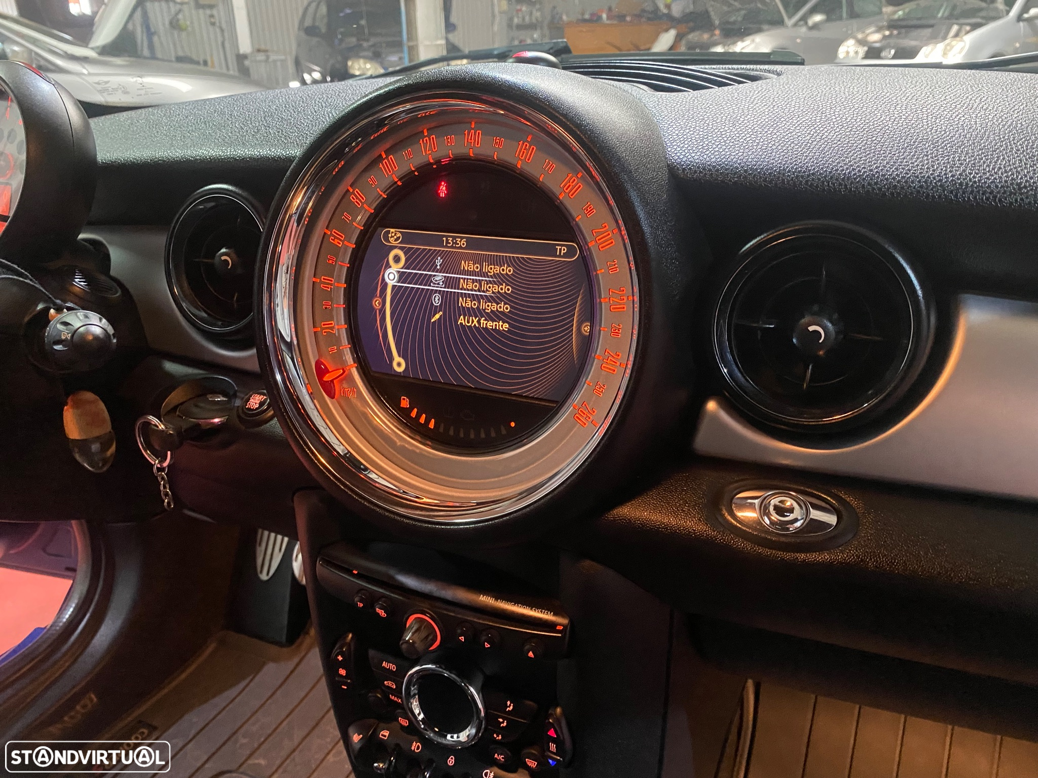 MINI Roadster Cooper S - 13