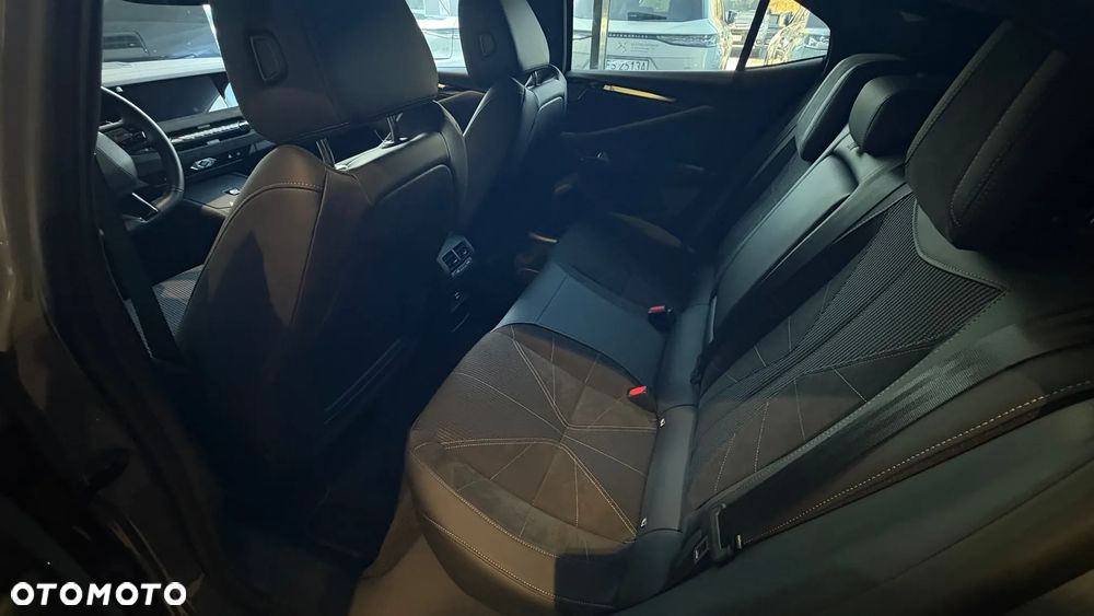 DS Automobiles N°4 E-Tense 58.3kWh Étoile Alcantara - 13