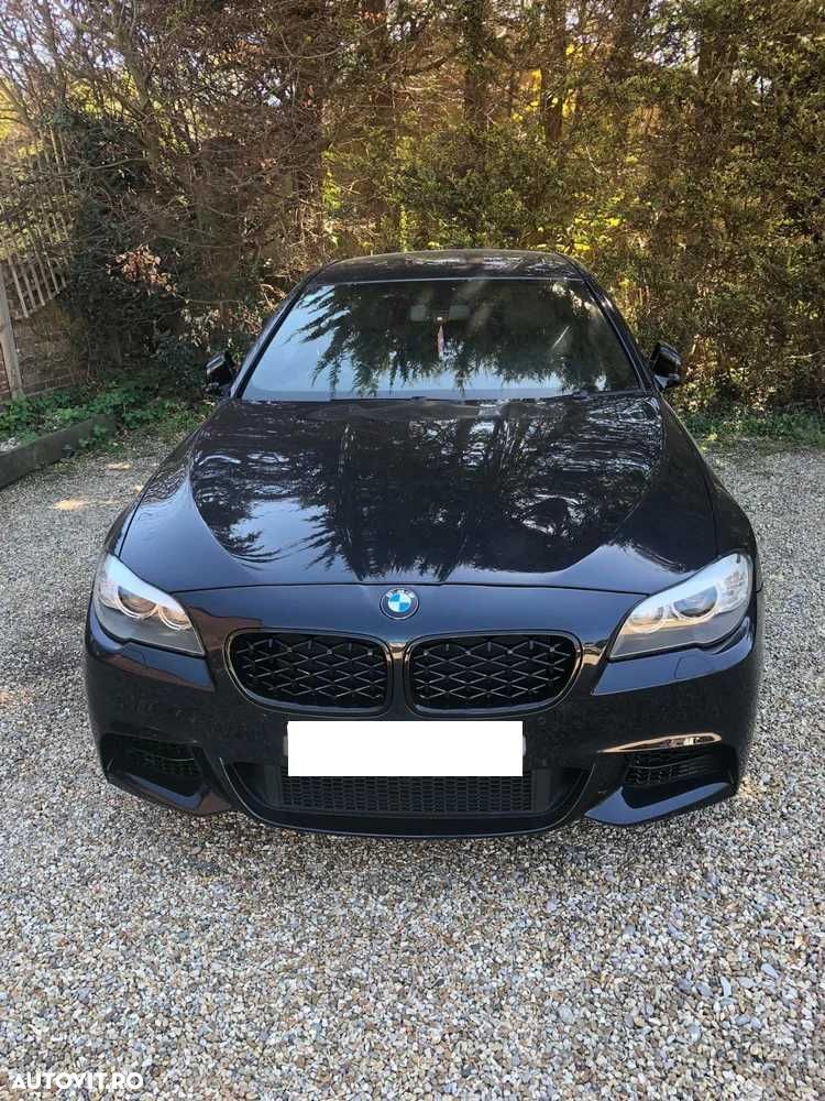 Grile Nari M Diamond BMW F10 F11 Negru Lucios Complet, Grila Dubla - 5