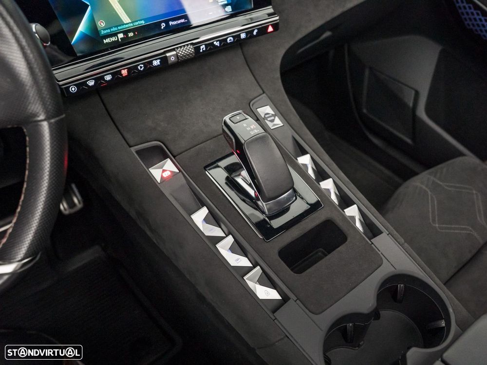 DS DS7 Crossback E-Tense Performance Line EAT8 - 24
