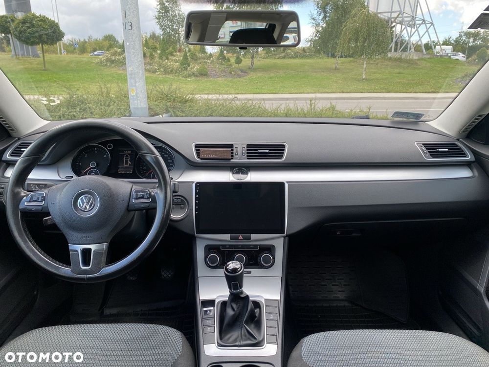 Volkswagen Passat 1.6 TDI BlueMotion - 13